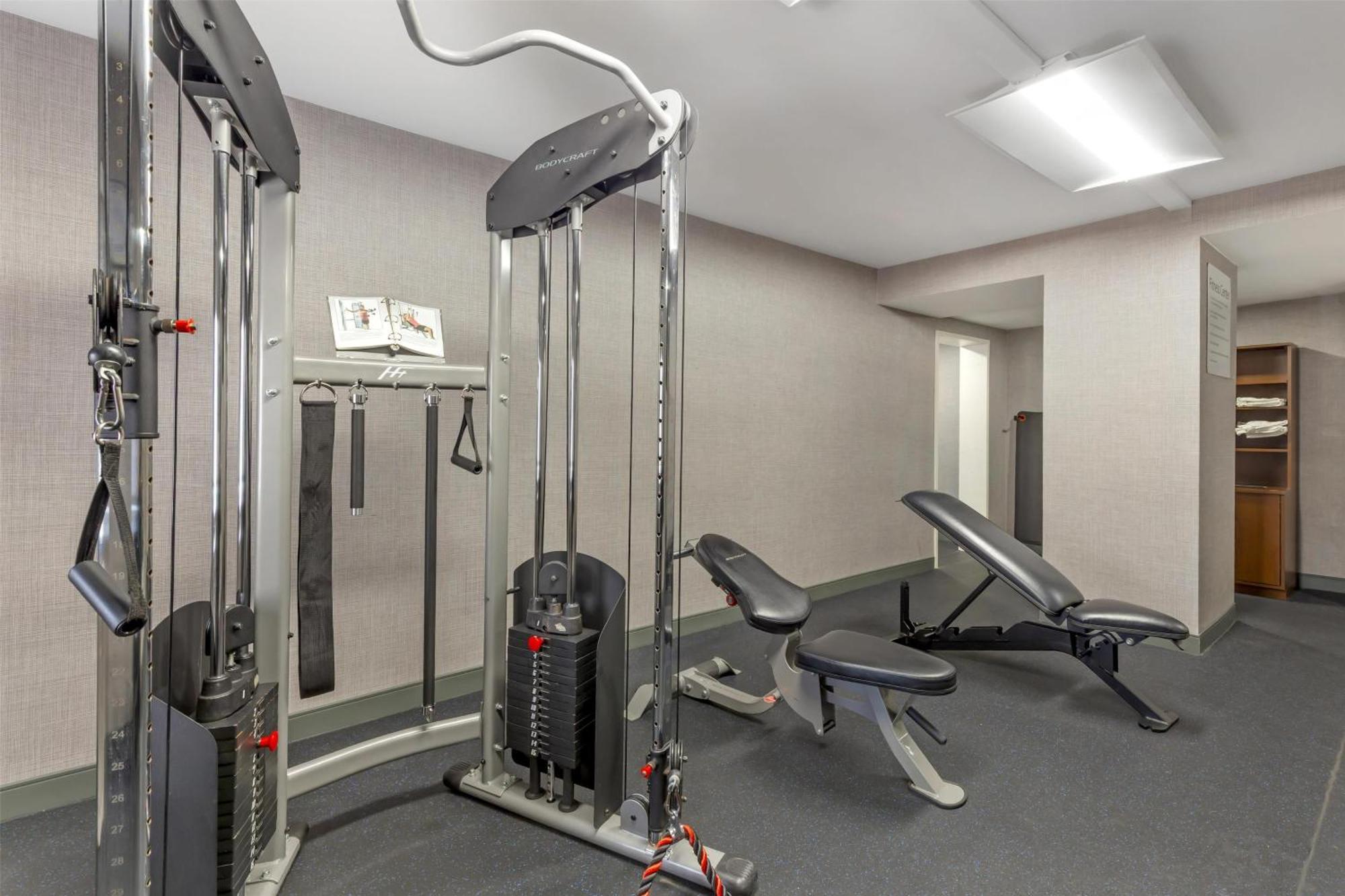 Best Western Plus Raleigh Crabtree Valley Hotel Eksteriør bilde